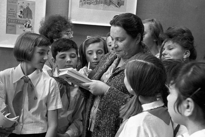 Интересная биография Агнии Барто для детей 2 класса – узнайте о жизни известной детской поэтессы